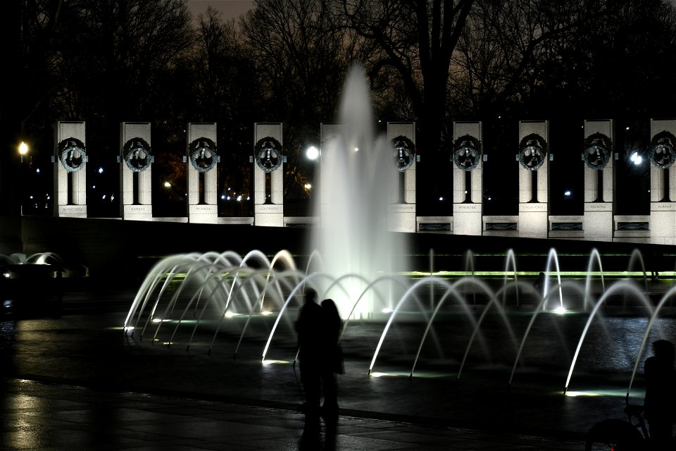 WWII Memorial at Night