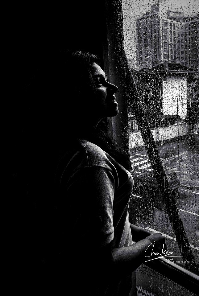 I like people who smile when it’s raining.
