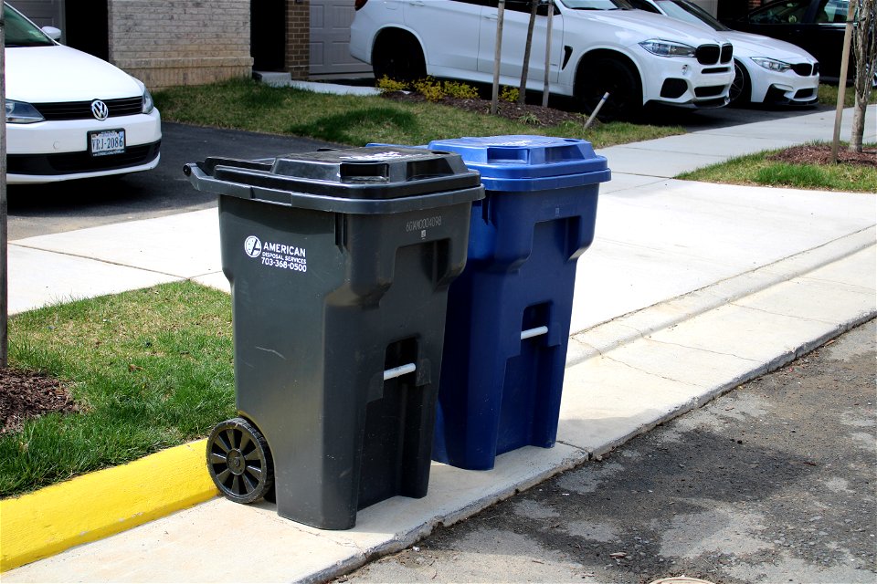 American Disposal trash and recycle Sierras