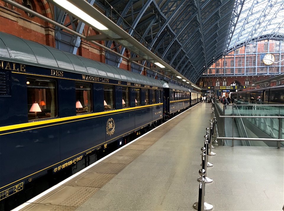 VSOE at St Pancras 02/11/17 photo