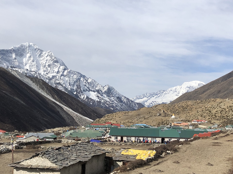 Himalayas trail on the way to Everest base camp