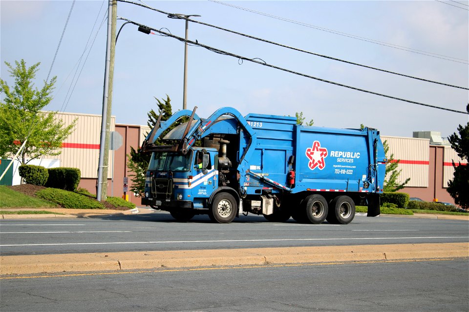 Republic Services truck 1213 | Autocar ACX Heil Freedom