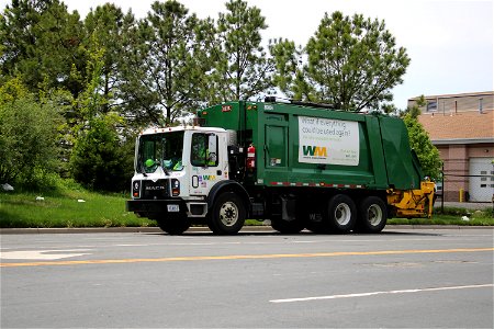 Ex-ESI WM truck 313034 | Mack MRU Heil DP5000