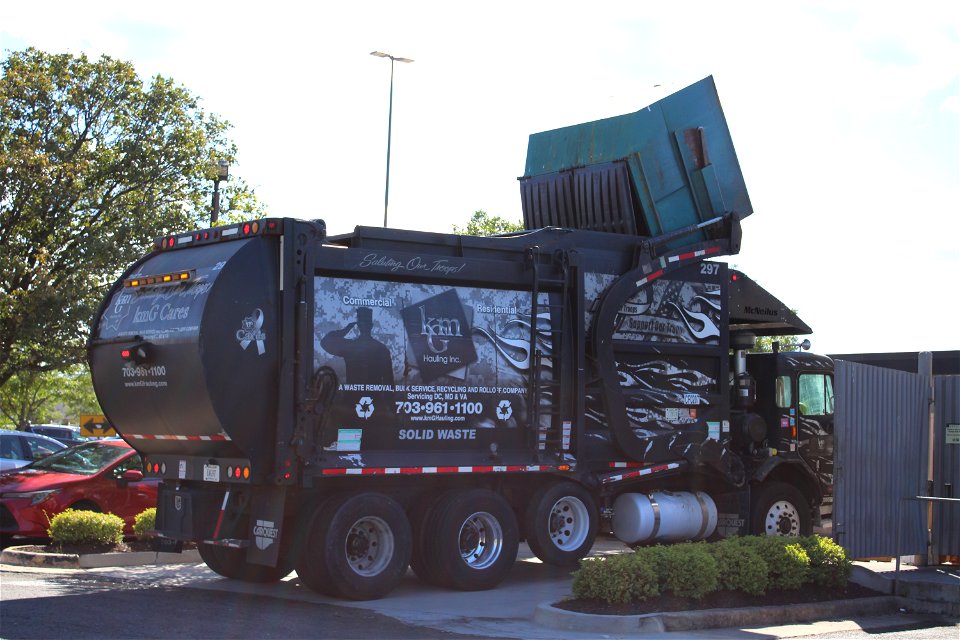 KMG Hauling truck 297 photo