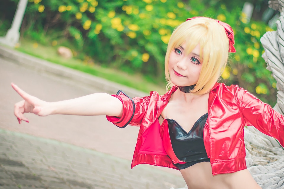 An unidentified Japanese anime cosplay pose