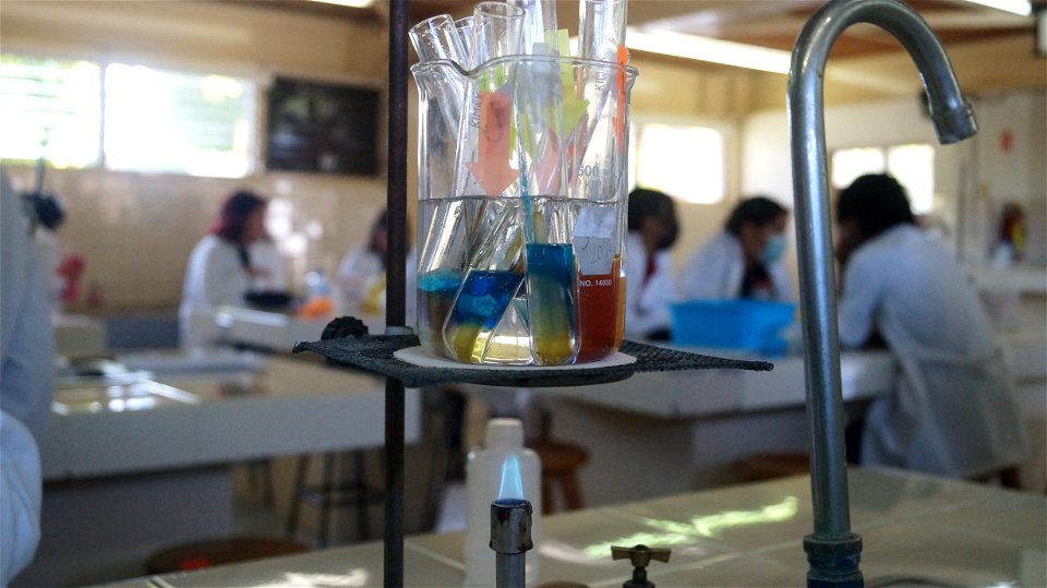 Laboratorio de Química (2).