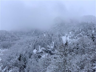 Besneeuwde bergen