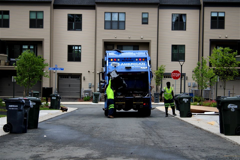American Disposal truck 554