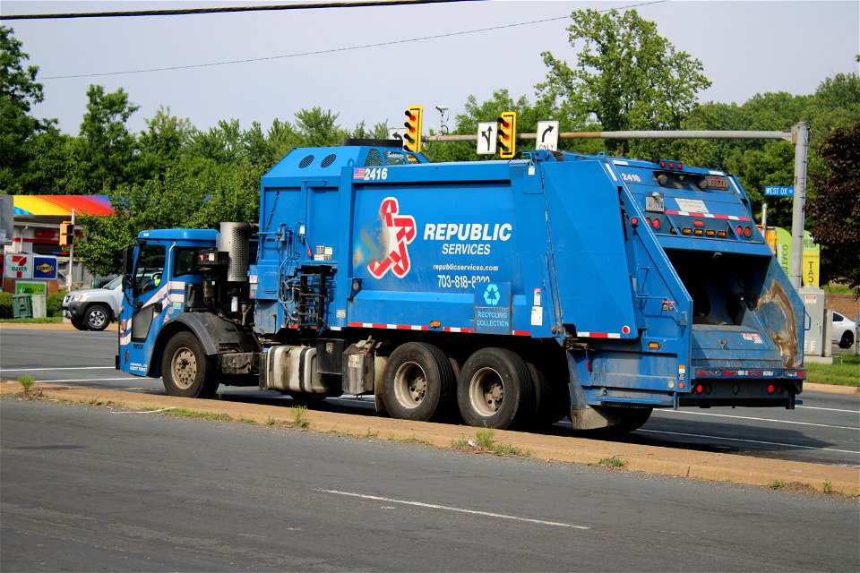 Republic Services truck 2416