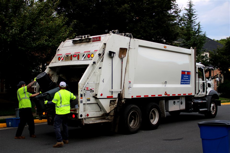 Fairfax City truck 670