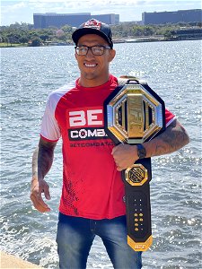 Charles Oliveira UFC