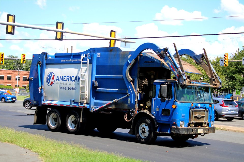 American Disposal truck 150