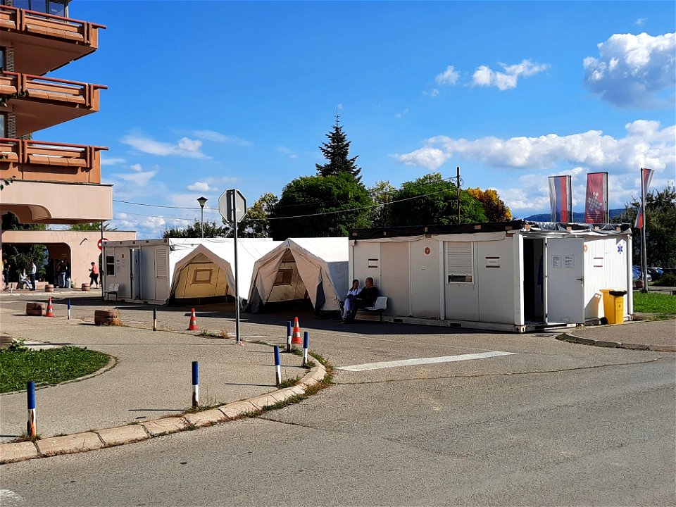 Triage tent for COVID-19 patients in front of the Banja Luka hospital