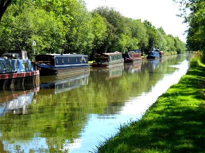 Sunday on the Canal 26-6-11