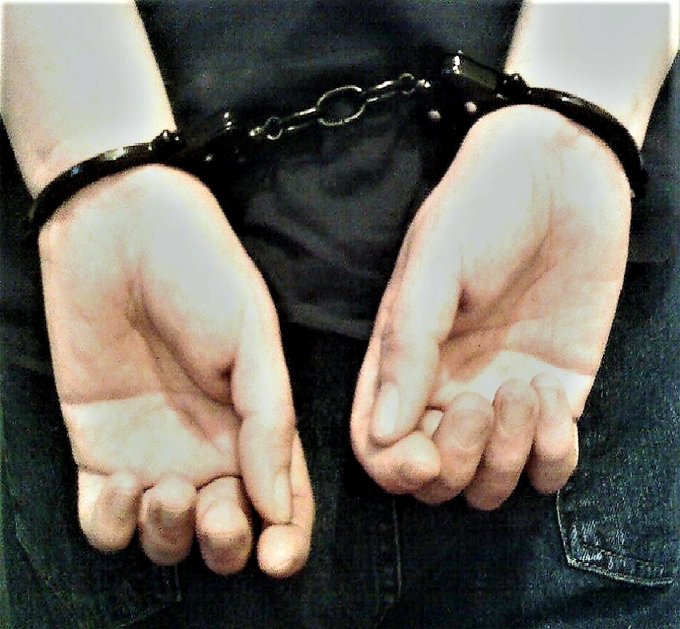 handcuff photo