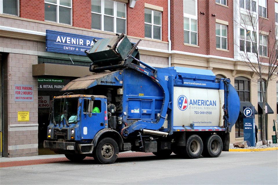 American Disposal Truck 145 | CNG Mack MRU McNeilus Atlantic