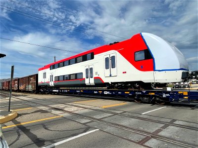 Part of a new Frontrunner DMU? photo