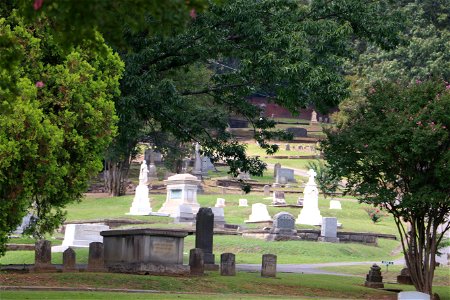 Oakwood Cemetery photo