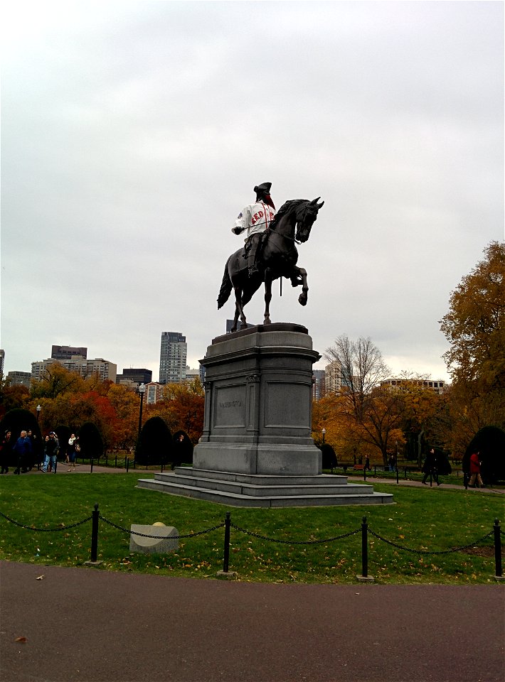 George Washington - Red Sox photo