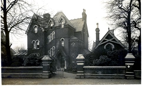 MOSS GRANGE . FOREST HILL LONDON SE UK  (5)