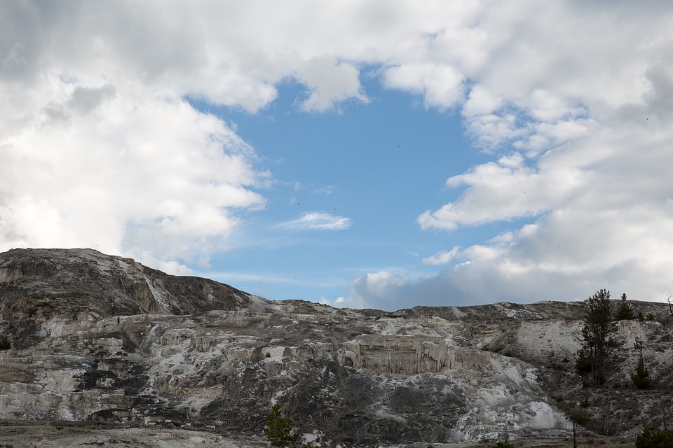 Hiking trail toward Sky Rim, Yellowstone National Park