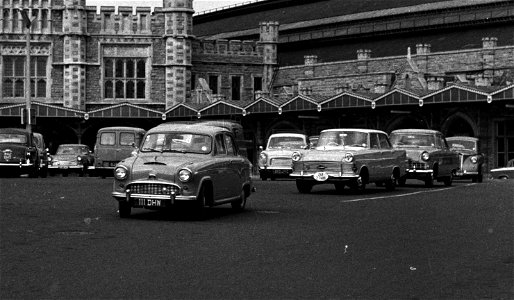 avon - cars Bristol Temple Meads 5 June 1961 photo