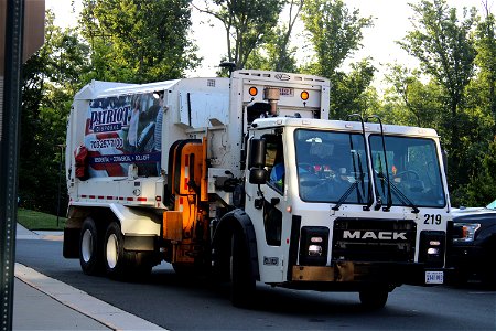 Patriot Disposal truck 219 photo