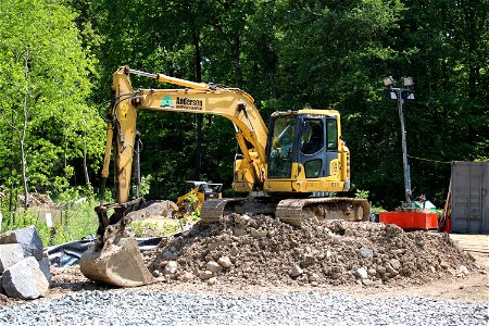 Komatsu 128 US-2