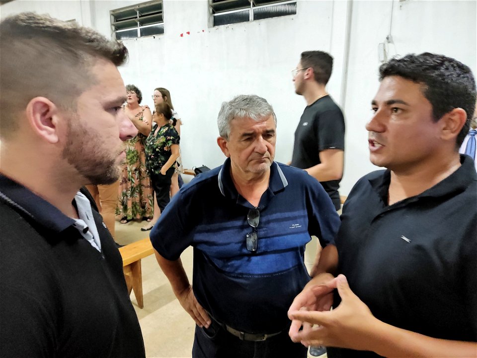 Reunião com moradores na localidade de Águas Mornas, bairro São Pedro