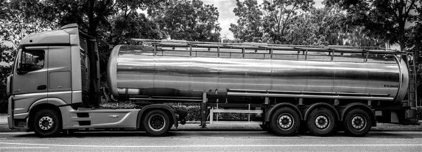 Tanklastwagen - Tank truck