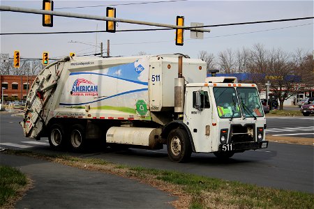 American Disposal Truck 511 | CNG Mack LEU McNeilus XC-RL