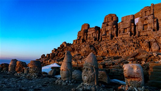 Nemrut Mount photo