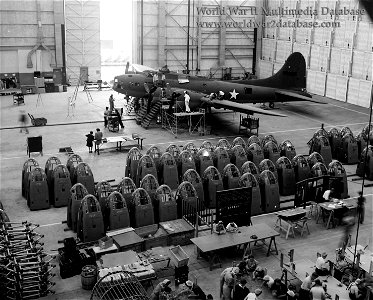 B-17F Flying Fortress at Douglas Aircraft's Long Beach Plant