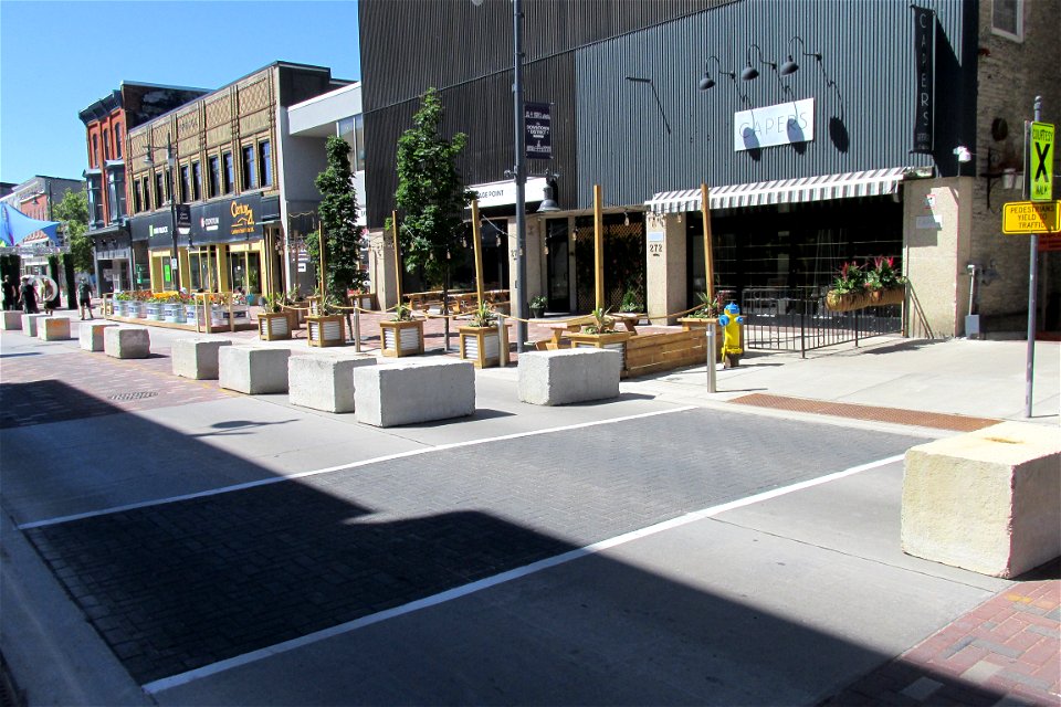 Capers sidewalk patio