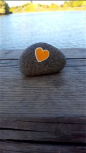 2020-09 natural 3 heart rock dock original