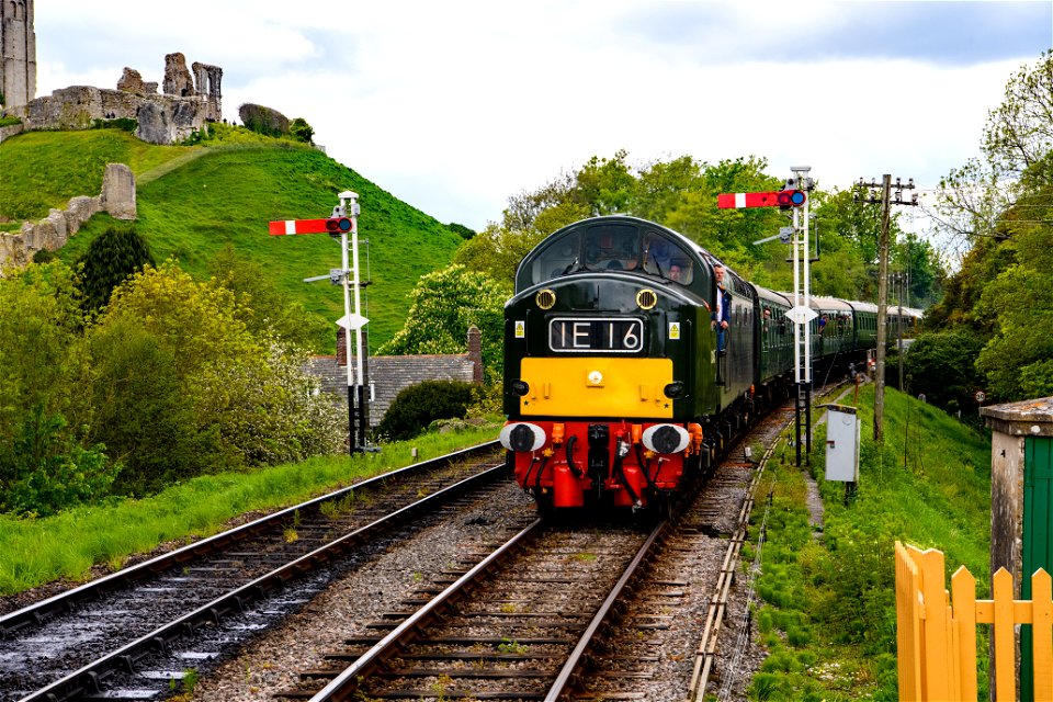 40145 Seen here approaching  Corfe Castle during the  Swanage Diesel Gala 2023.