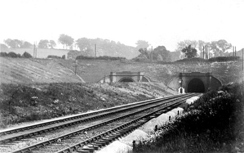 elstree tunnels midland railway original postcard hi-res photo