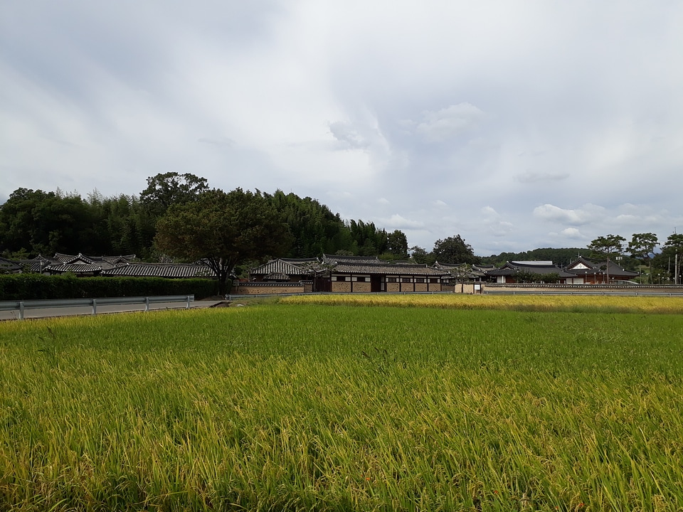 House of the Seong Clan in Seok-ri Changnyeong Korea