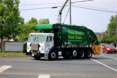 WM truck 313475 | CNG Peterbilt 520 Mcneilus RL photo