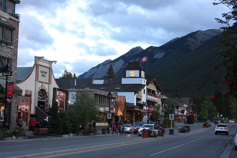 Tourist are shopping in Banff town