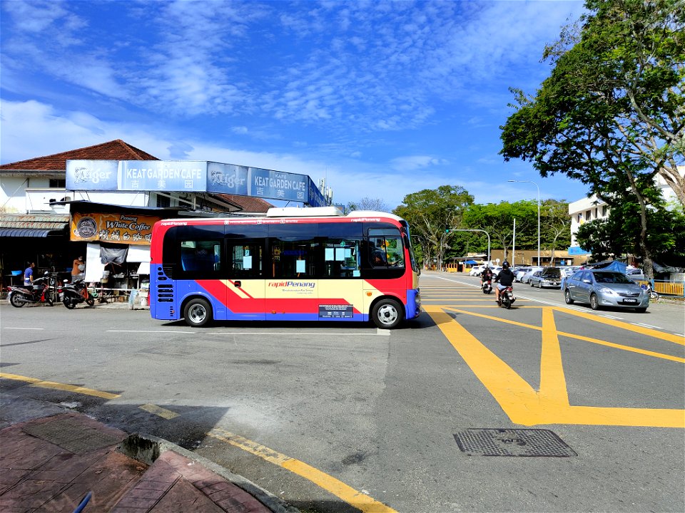 HINO Poncho Rapid Penang VGP2410 (Batu Lanchang Route 11) Side
