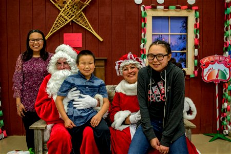 Emmonak welcomes Santa to town
