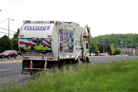 Patriot Disposal truck 506 photo