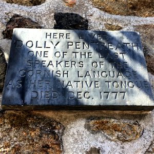 Plac Dolly Pentreath, Porthenys, A’ Chòrn