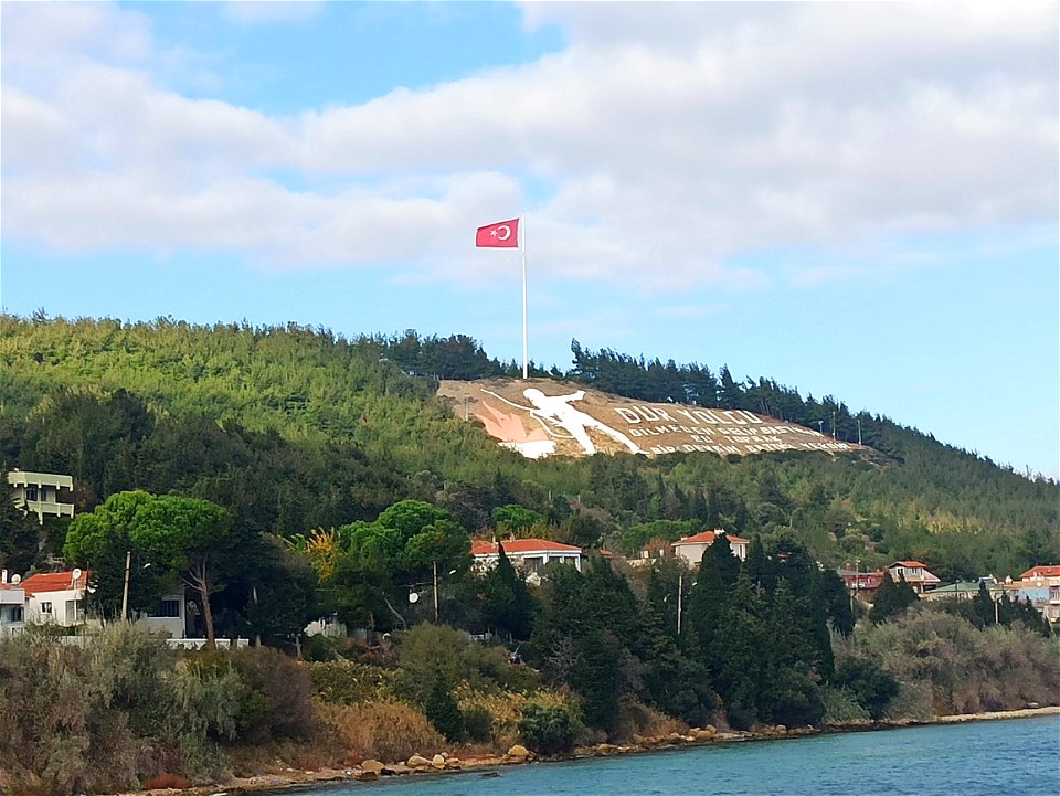Dur Yolcu Çanakkale Geçilmez