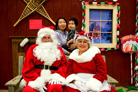 Emmonak welcomes Santa to town