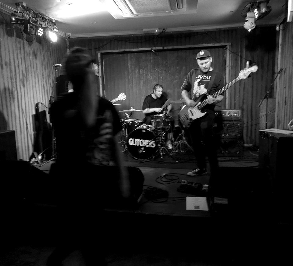 Glitchers + Vertical Noise, Hellebore & Breacher @Percy Picklebackers Nottingham, 1 December 2022