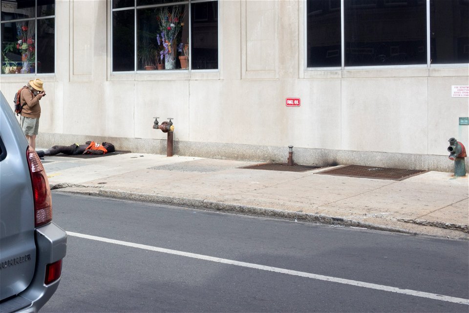 What's street photography? Where do I stand?