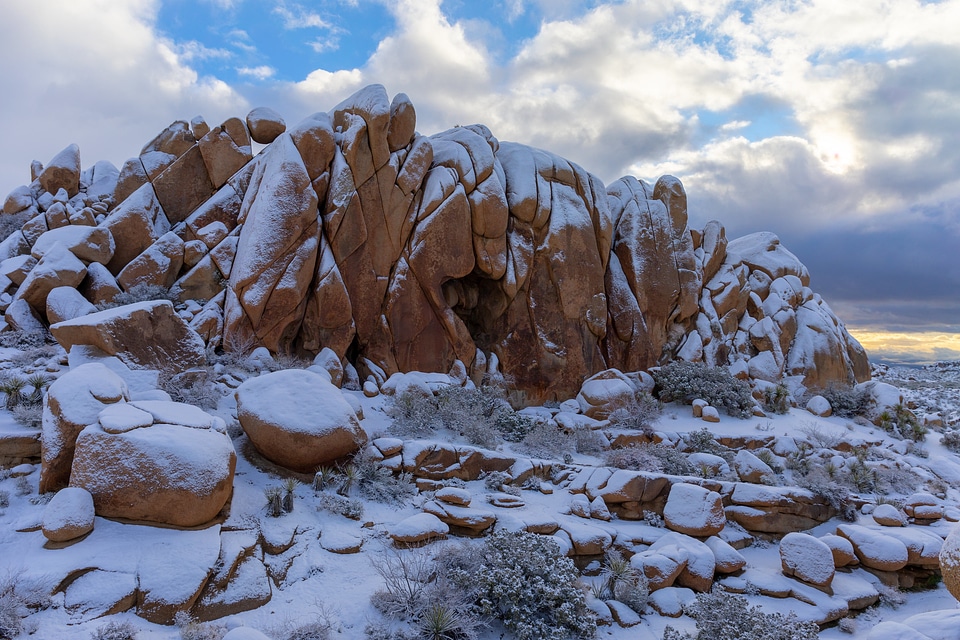 Criss-Cross Rock at Jumbo Rocks and Snow