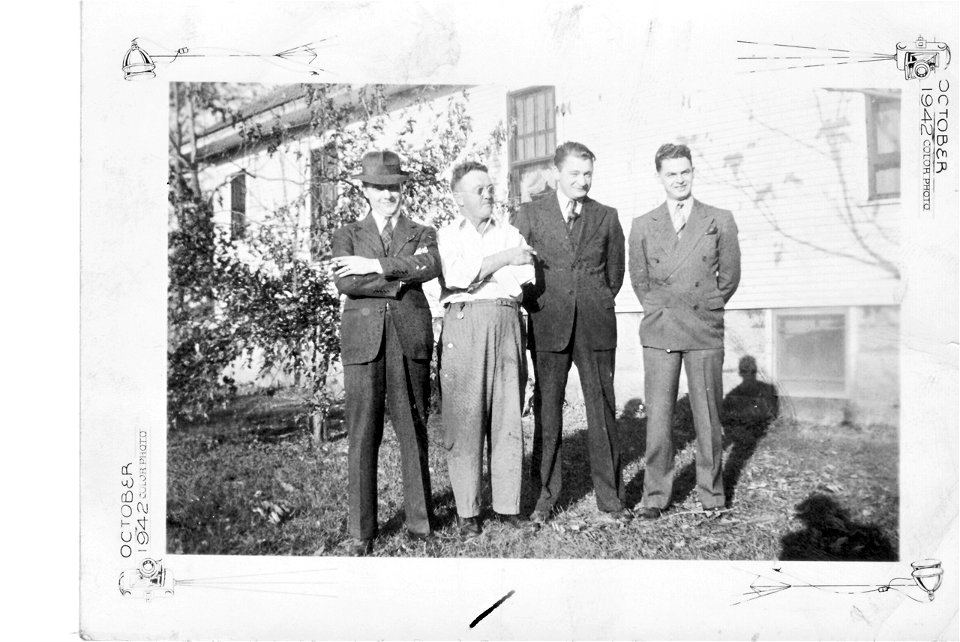 JohnLucas WilliamGrimmer HowardHutchins HarryPaulsen 1942